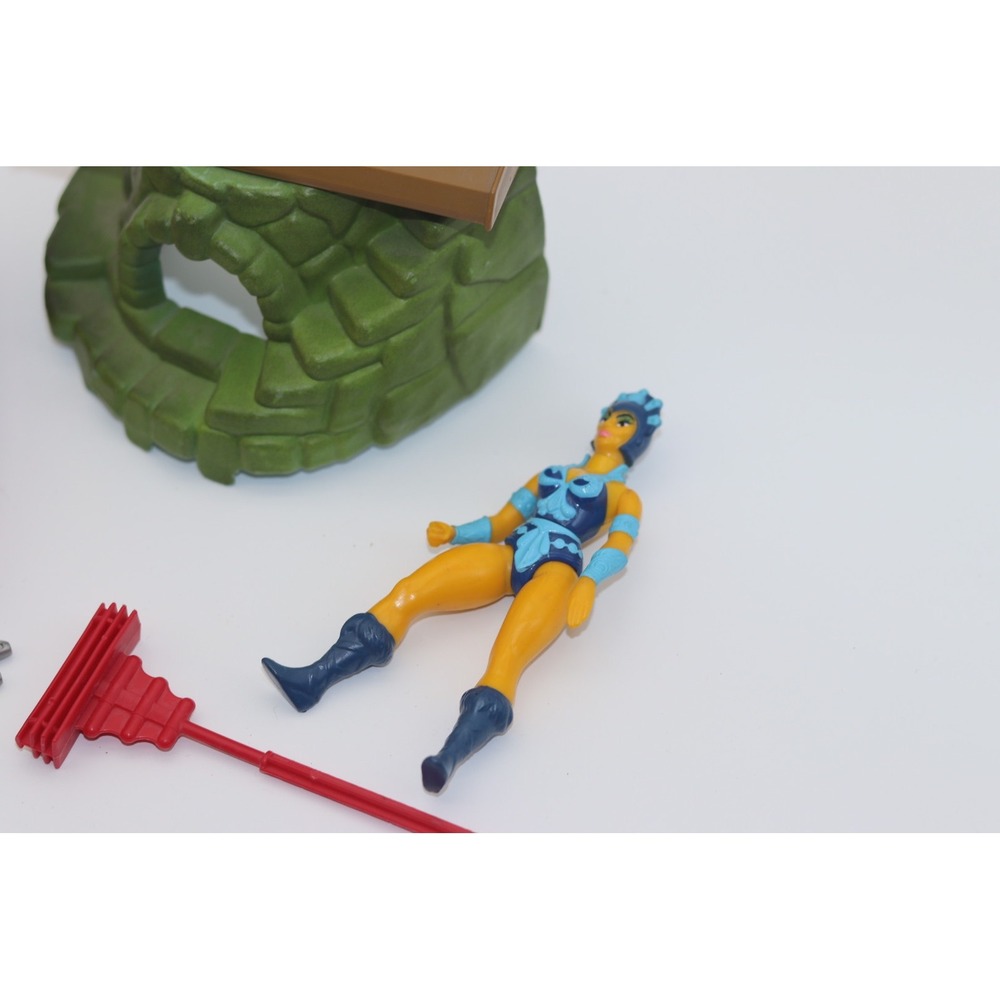 Vintage Masters of the Universe MOTU Evil-Lyn Figure Point Dread Land Shark Lot - Picture 5 of 12